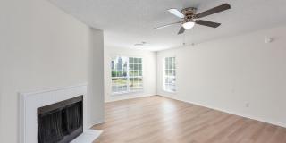 Northridge Apartments Gallery 16