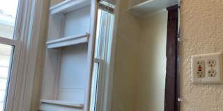 Spacious and beautifully remodeled 5 bed 2 bathroom home Gallery 30