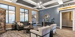 Lux Apartments Gallery 37
