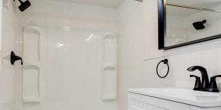 Available JUNE 2026 - 1 Bed w/ off street parking, beautiful view Gallery 17