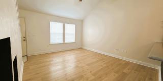 SPACIOUS 3/3 , Open Floor Plan, Vaulted Ceilings, New Paint and New Plank Floors, and W/D! $1500/month Avail Now! Gallery 5