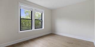 4638 North Hamilton Avenue Gallery 12
