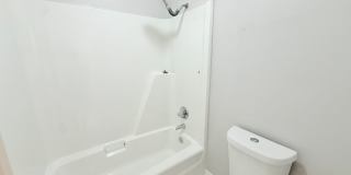 Spacious 3-Bedroom Home - Acre Lot Gallery 12