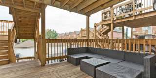 1156 North Howe St. Gallery 7