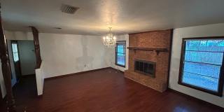 Spacious 3-Bedroom Home with Fenced Yard & Screened Porch in SE Ocala Gallery 8