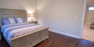 702 Mariners Circle Gallery 26