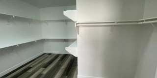 2225 E Detroit Street Gallery 36