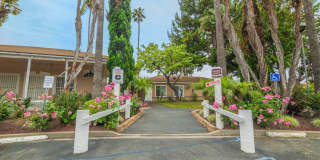 1600 W. 5th St. Gallery 5