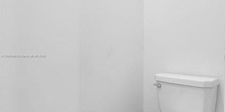 4450 NW 83rd Pkwy Gallery 20