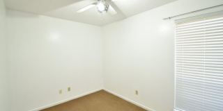 6321 Lance Street Gallery 8