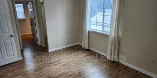 2000 Colony Loop Gallery 22