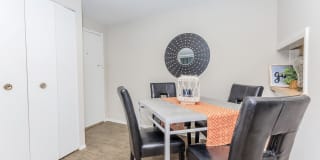 Nutmeg Woods Gallery 21