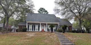 Two Story Home w/ Pool & Double Garage in Woodbridge Subdivision Gallery 1