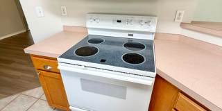 Nice 3 Bedroom Home For Rent - Includes Yard Service! Gallery 45