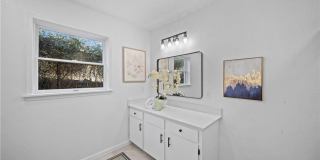 Huntsville Rd, 1614 Gallery 10