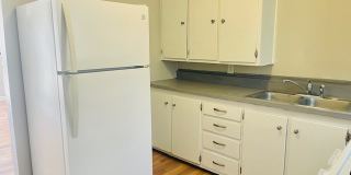 1107 45th Street- B 1107 45th Street- B Gallery 6