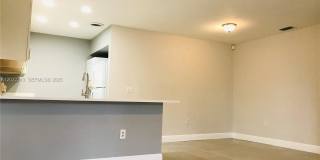 565 NW 100th Pl Gallery 3