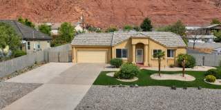 5 Bed, 3 Bath Home For Rent with RV Parking Gallery 1