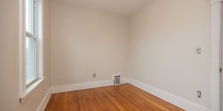 Great 4 Bed Available 9/1/26 Gallery 19