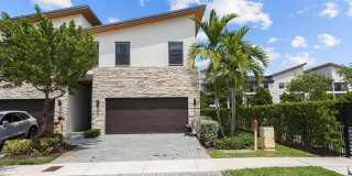 8005 NW 104th Ct Gallery 1