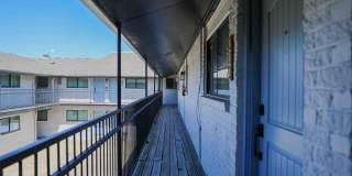 Pergola at Bishop Ride Gallery 9