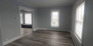 729 Montana Avenue Gallery 3