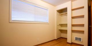 Beautiful 4 bedroom plus office home in Ballard Gallery 8