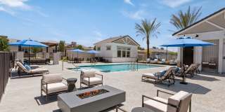 Zora Encanto Gallery 1