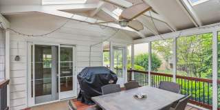 ONE LEVEL LIVING!! in Potomac 4-5 bed 4 baths / Close in Potomac Gallery 22