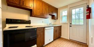 2BD/1BA Townhome Gallery 8