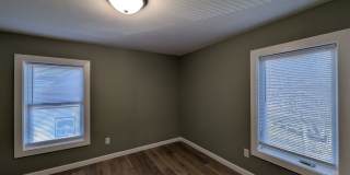 Newly Renovated 4 bedroom house Gallery 19