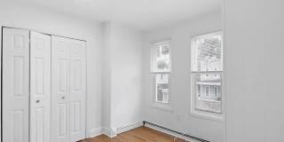 1908 West 2nd Street Gallery 12