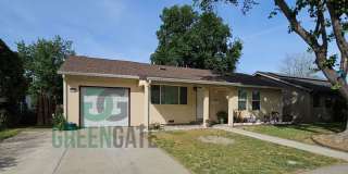 AVAILABLE NOW!! 3 Bedroom 2 Bath Home in Tracy! Gallery 1