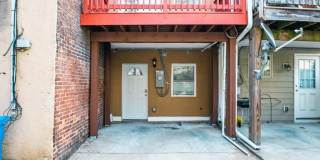 16 N BRADFORD Street Gallery 41