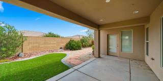 Gorgeous 3 Bedroom Home in SunRiver 55+ Community! Gallery 4