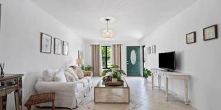 1369 Riverside Circle Gallery 14