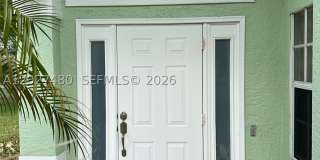 2058 SE Wild Meadow Cir Gallery 1