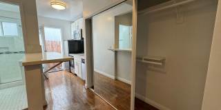 1215 Granville Ave. Gallery 18