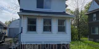 638 Joslyn Ave Gallery 1