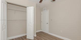 811 NW 3rd Ave Gallery 23