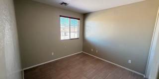 Updated 4x2 Buckeye Home *NO* Carpet & Downstairs Primary Bed! Gallery 24