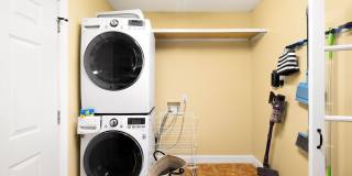 402 E 64th St Gallery 13