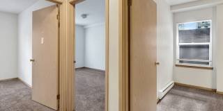 Heron's Nest Gallery 44