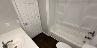 Charming 2BR/1.5BA Townhome - Ideal Location in Port Orange Gallery 10