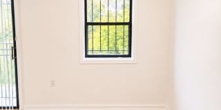 2026 Move-In Special – $500 LEASE SIGNING BONUS!! Cozy 1-Bedroom Apartment with W/D & Parking in Southeast DC Gallery 5