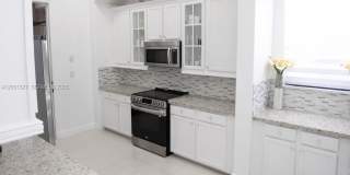 8537 NW 39th Ct Gallery 9
