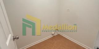 Spacious 4-Bedroom Home with Additional Living Space Gallery 32