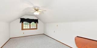3-Bedroom, 2 Bath Single Family for Rent in Cincinnati, OH | Attached Garage & Nice Large yard Gallery 12