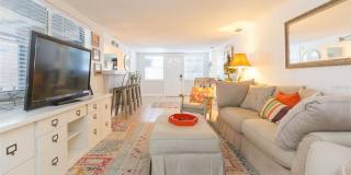 4206 W WISCONSIN AVENUE Gallery 24