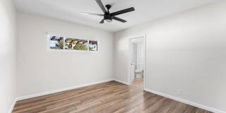 8302 E WINDSOR Avenue Gallery 25